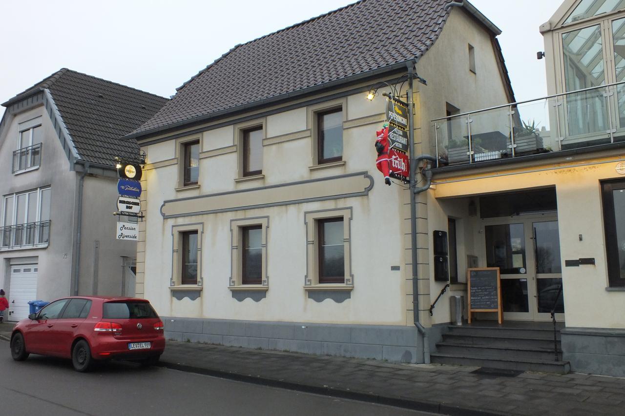 Pension Riverside In Leverkusen Hitdorf Am Rhein - Zentral An Der A1 Und 59 Dış mekan fotoğraf